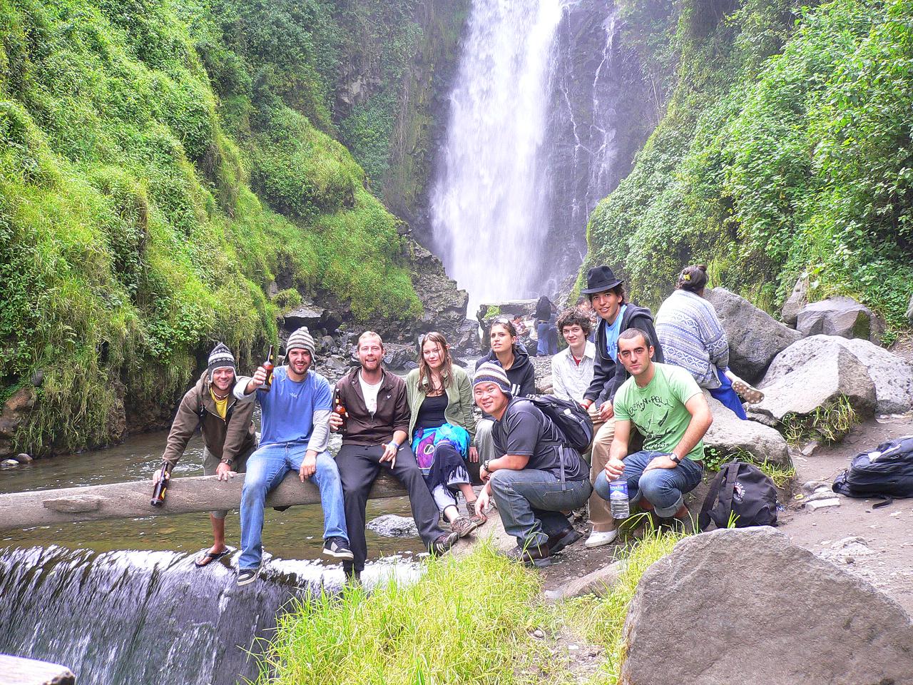 ecuador-cascada-peguche.JPG