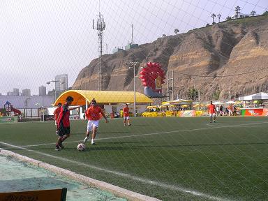 peru-lima-soccer-field.JPG