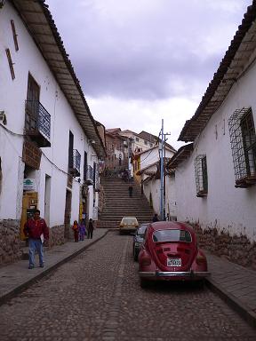 peru-cuzco-street.JPG