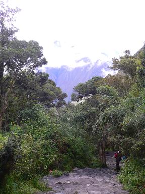 peru-inca-trail-day-2-river.JPG