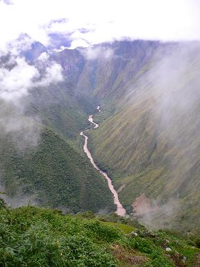 peru-inca-trail-day-3-view-of-the-river.JPG