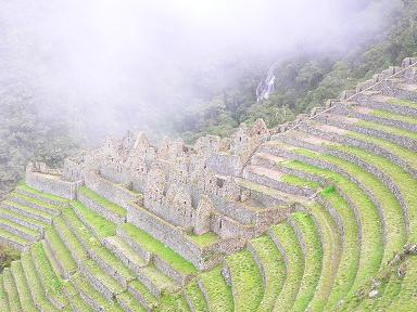 peru-inca-trail-day-3-wyna-wyna.JPG