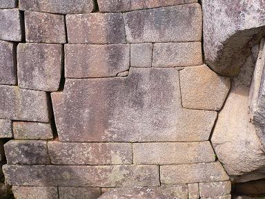 peru-machu-picchu-crazy-stone-work.JPG