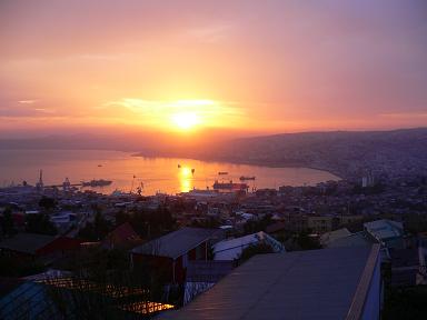 chile-valpo-view-from-hostal.JPG