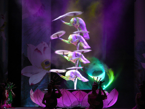 chinese-acrobats.jpg